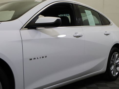 Used 2024 Chevrolet Malibu LT image 11