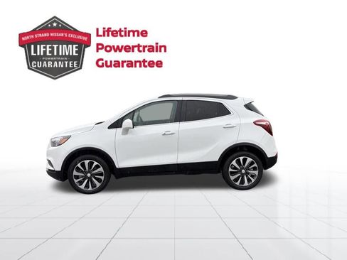 Used 2021 Buick Encore Preferred AWD/4WD image 2