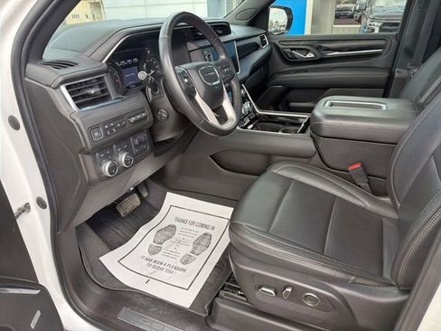 Used 2021 GMC Yukon Denali w/ Denali Ultimate Package AWD/4WD image 7