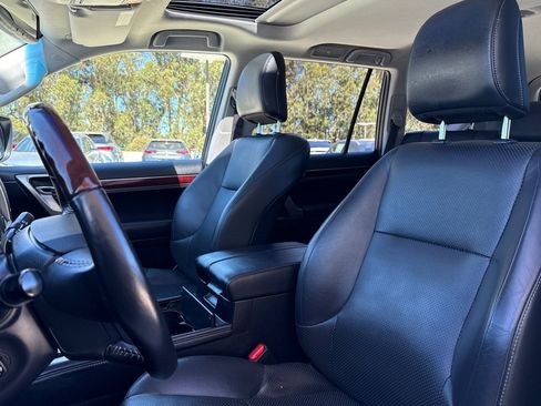 Used 2019 Lexus GX 460 Luxury image 5