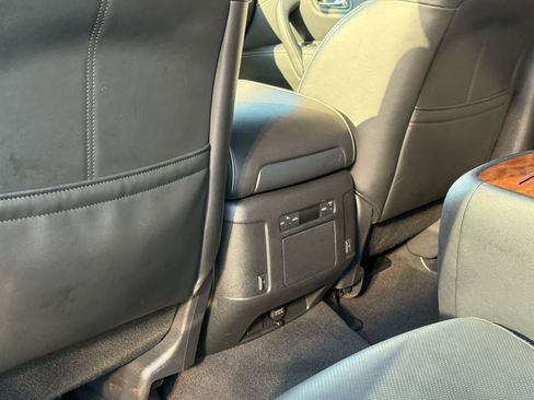 Used 2019 INFINITI QX80 Luxe image 28