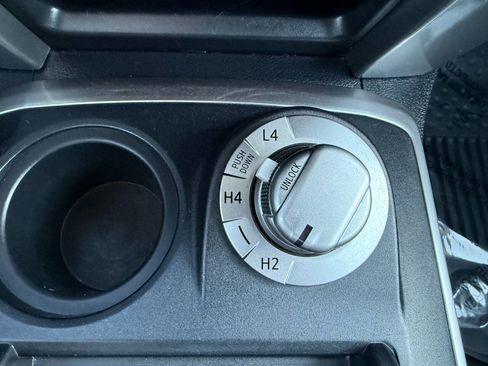 Used 2019 Toyota 4Runner SR5 image 42