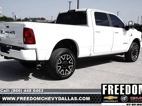 Used 2025 RAM 2500 Limited AWD/4WD image 41