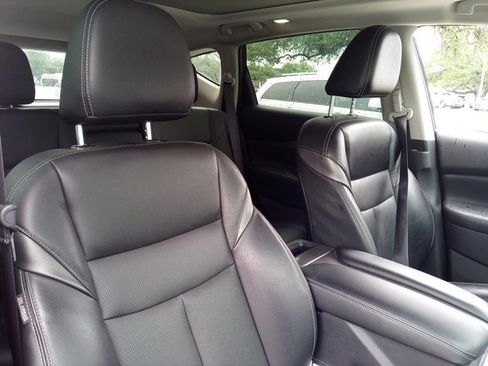 Used 2021 Nissan Murano SL w/ SL Moonroof Package image 12