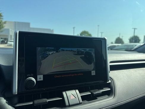 Used 2025 Toyota RAV4 XLE w/ Weather Package AWD/4WD image 11
