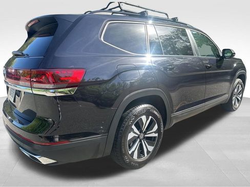 Used 2025 Volkswagen Atlas SE FWD image 6