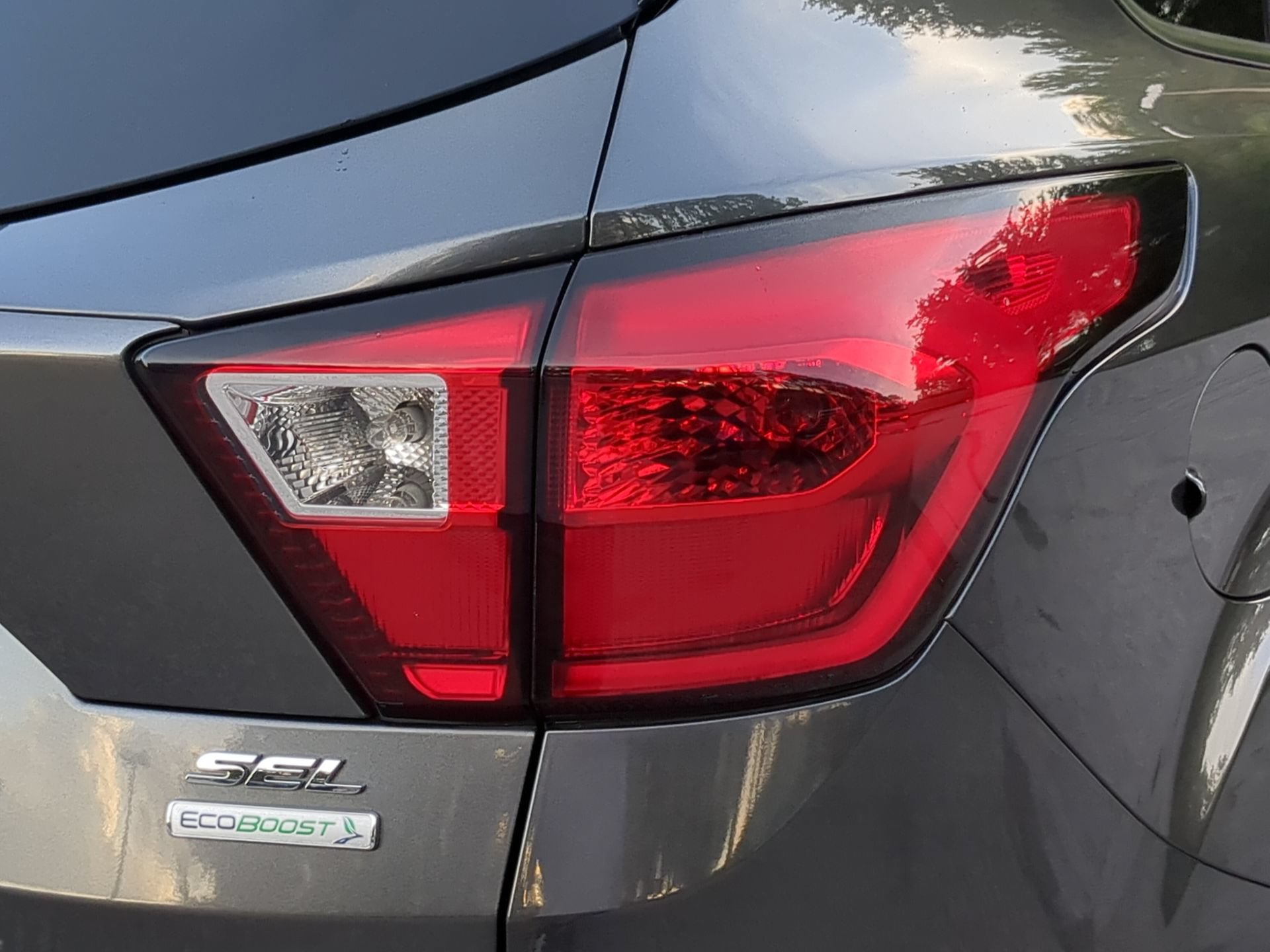 Used 2019 Ford Escape SEL FWD image 45