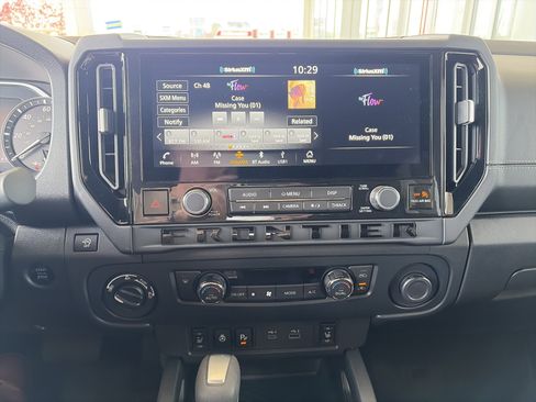 Used 2026 Nissan Frontier SV w/ All-Weather Content Package image 30