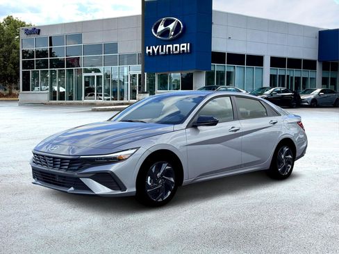 New 2026 Hyundai Elantra Sport FWD image 2