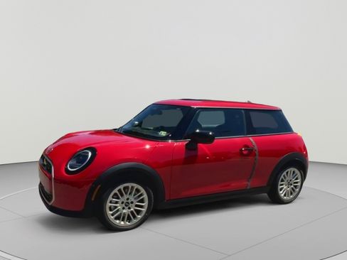 Used 2025 MINI Cooper S FWD image 6