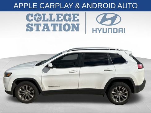 Used 2019 Jeep Cherokee Latitude Plus image 8