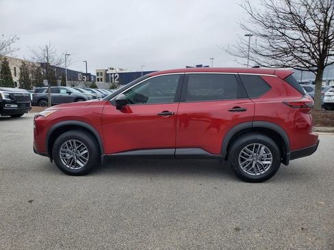 Certified 2024 Nissan Rogue S image 7