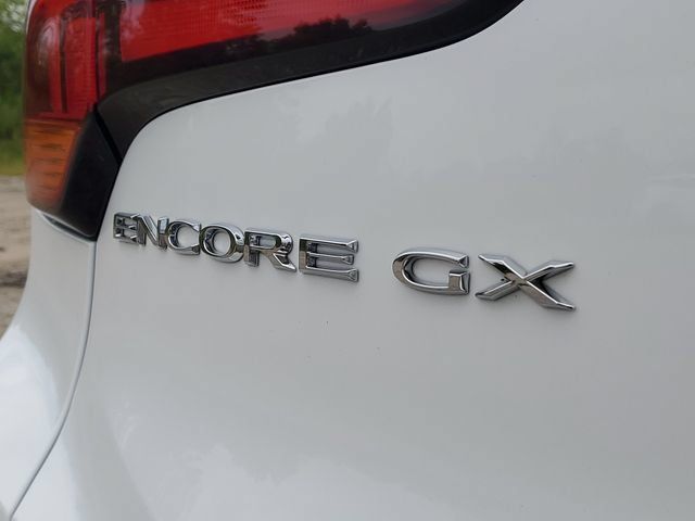Used 2020 Buick Encore GX Preferred w/ Cold Weather Comfort Package FWD image 6