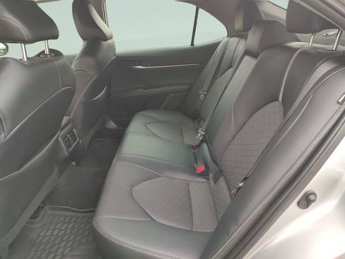 Used 2022 Toyota Camry XSE image 28