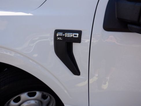 Used 2022 Ford F150 XL w/ XL Power Equipment Group RWD image 17