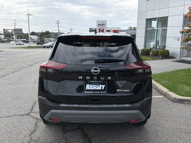 Certified 2023 Nissan Rogue SV w/ SV Premium B Package AWD/4WD image 26