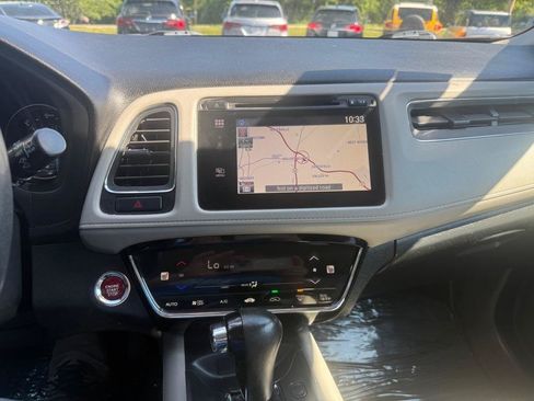 Used 2017 Honda HR-V EX-L image 12