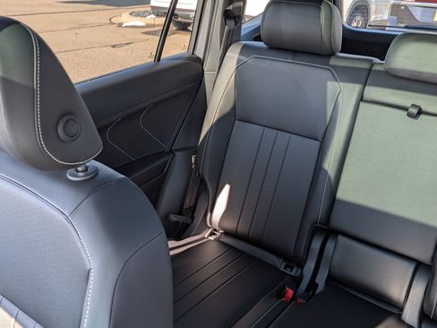 Used 2024 Volkswagen Tiguan SE R-Line w/ MDO Package, Two-Row image 12