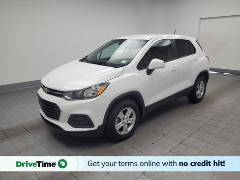 Used 2022 Chevrolet Trax LS w/ Tint and Cruise Package AWD/4WD image 1