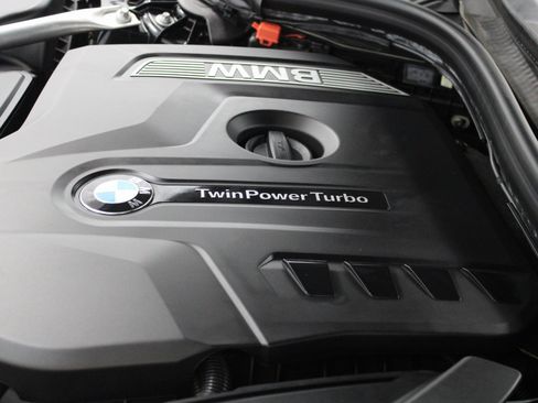 Used 2019 BMW 530i w/ Convenience Package image 12