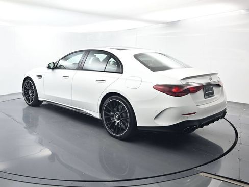 Used 2026 Mercedes-Benz E 53 AMG e 4MATIC Sedan image 3