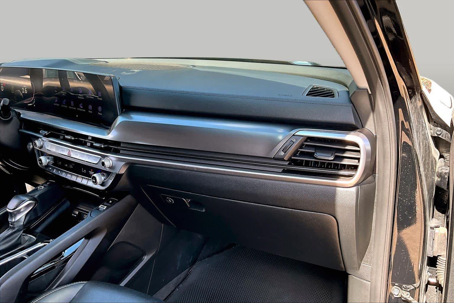Used 2025 Kia Telluride S AWD/4WD image 19
