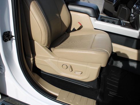 Used 2019 Ford F250 Lariat w/ Lariat Ultimate Package image 50