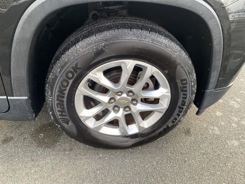 Used 2019 Chevrolet Traverse LS image 9