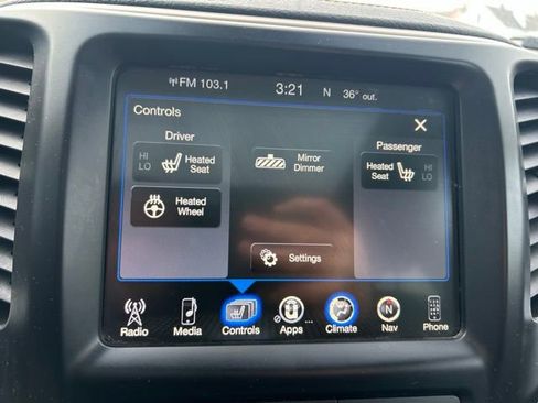 Used 2018 Jeep Cherokee Limited AWD/4WD image 29