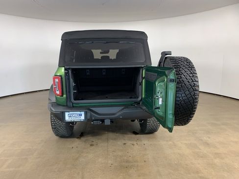 Used 2022 Ford Bronco Badlands image 12