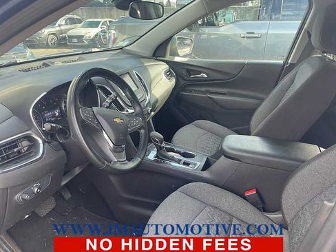Used 2024 Chevrolet Equinox LT AWD/4WD image 2