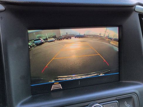 Used 2021 GMC Terrain SLE w/ Driver Convenience Package image 28