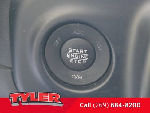 Used 2022 Jeep Gladiator Mojave AWD/4WD image 31