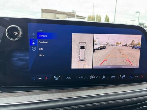 Used 2025 Chevrolet Tahoe Z71 image 19