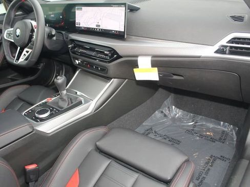 Used 2025 BMW M2 w/ Lighting Package image 26