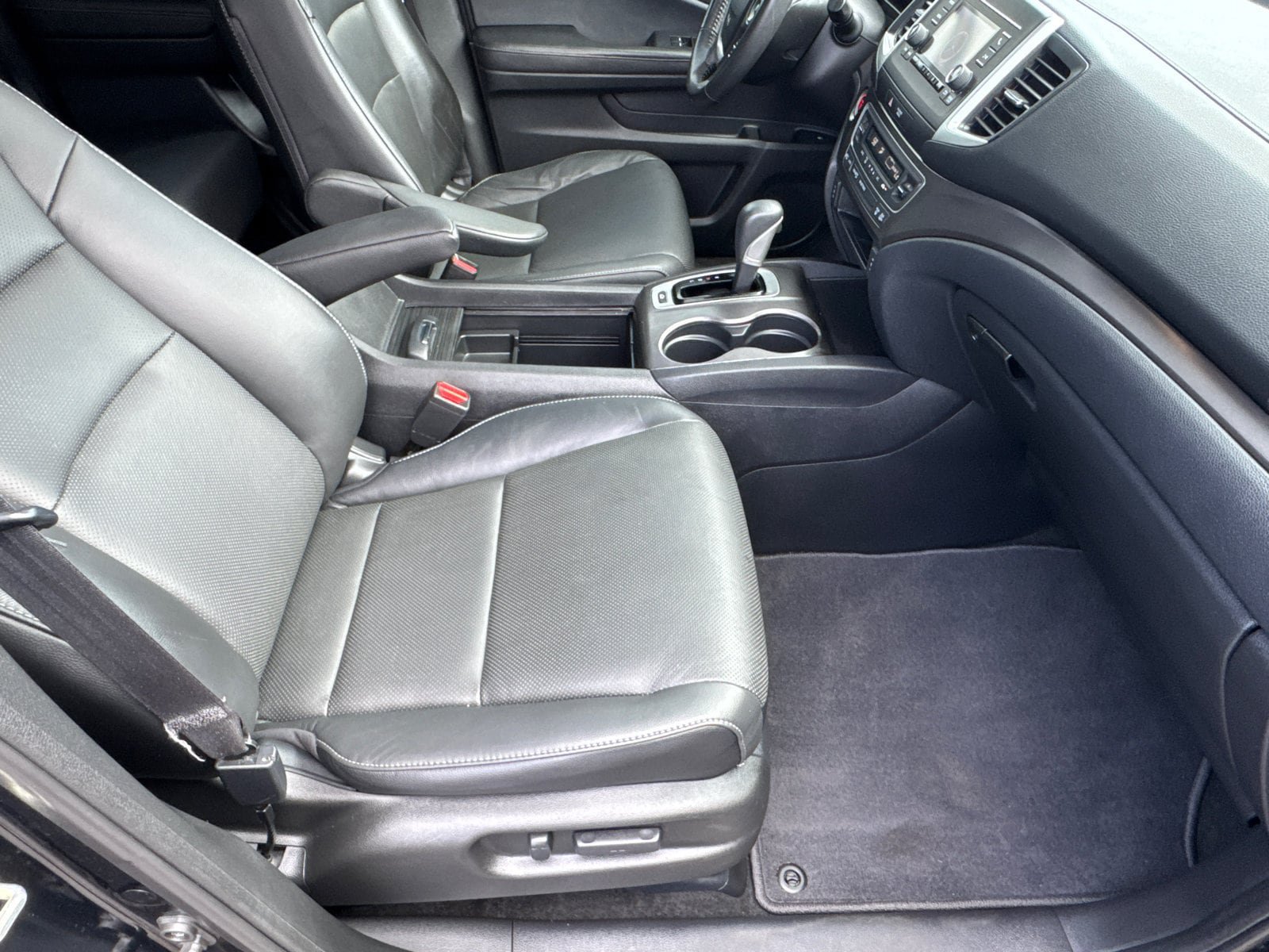 Used 2019 Honda Ridgeline RTL image 16