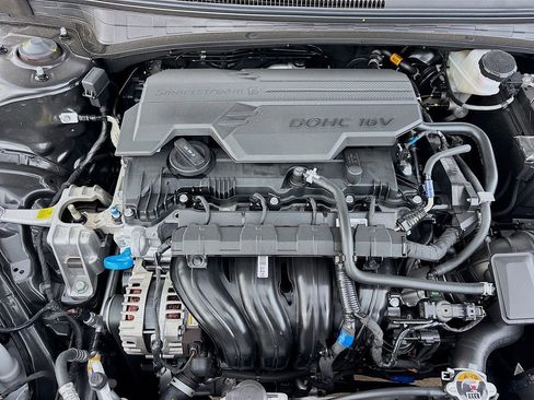 Certified 2026 Hyundai Elantra Sport image 28