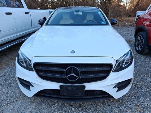 Used 2017 Mercedes-Benz E 300 E 300 image 2