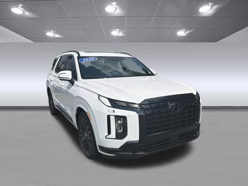 Certified 2025 Hyundai Palisade Calligraphy AWD/4WD image 5