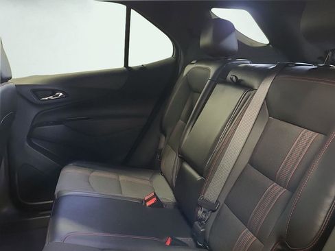 Used 2023 Chevrolet Equinox RS image 13
