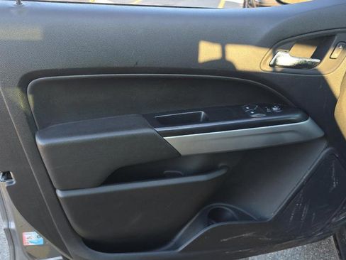 Used 2022 Chevrolet Colorado LT w/ Fleet Safety Package image 7