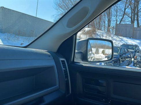 Used 2014 RAM 1500 Express image 16