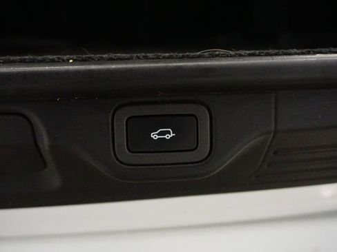 Used 2023 Kia Sorento SX image 20