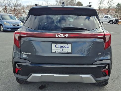 Used 2024 Kia Seltos EX AWD/4WD image 8