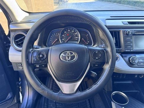 Used 2015 Toyota RAV4 Limited AWD/4WD image 9