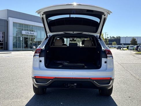 New 2026 Volkswagen Atlas Cross Sport SE image 15