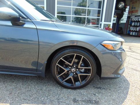 Used 2022 Honda Civic Sport Touring image 10