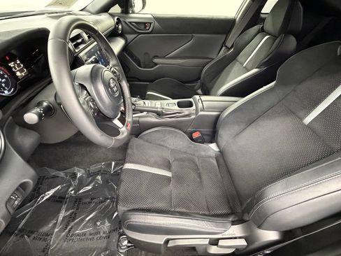Certified 2025 Toyota GR86 Premium w/ ALL Weather Mat Package (TMS) RWD image 22
