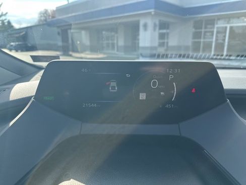 Used 2023 Toyota Prius LE image 8