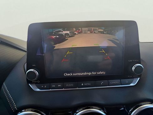 Used 2020 Nissan Sentra SV image 32